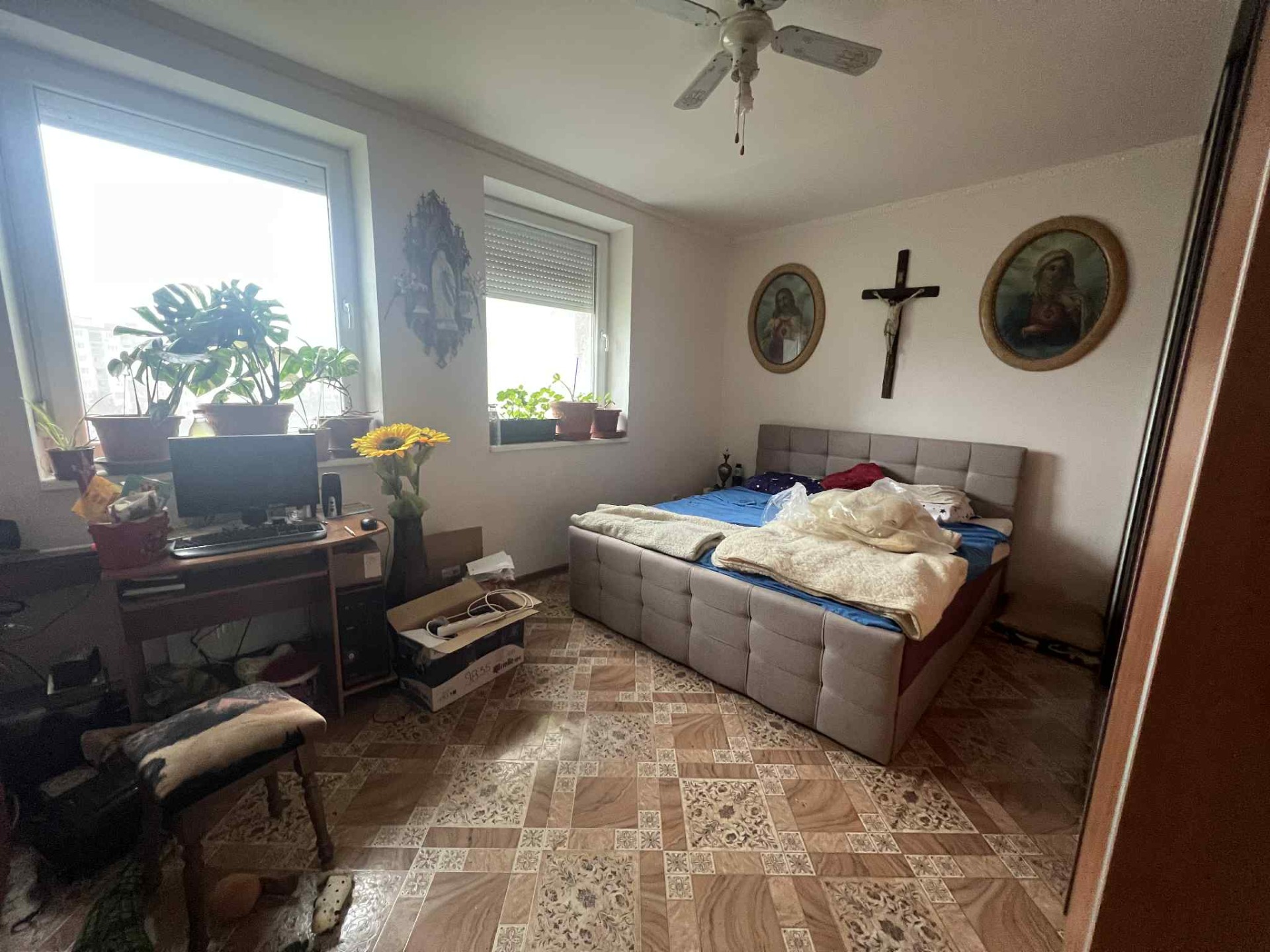 PREDAJ – 2-izbový byt s loggiou po rekonštrukcií, S.H. Vajanského