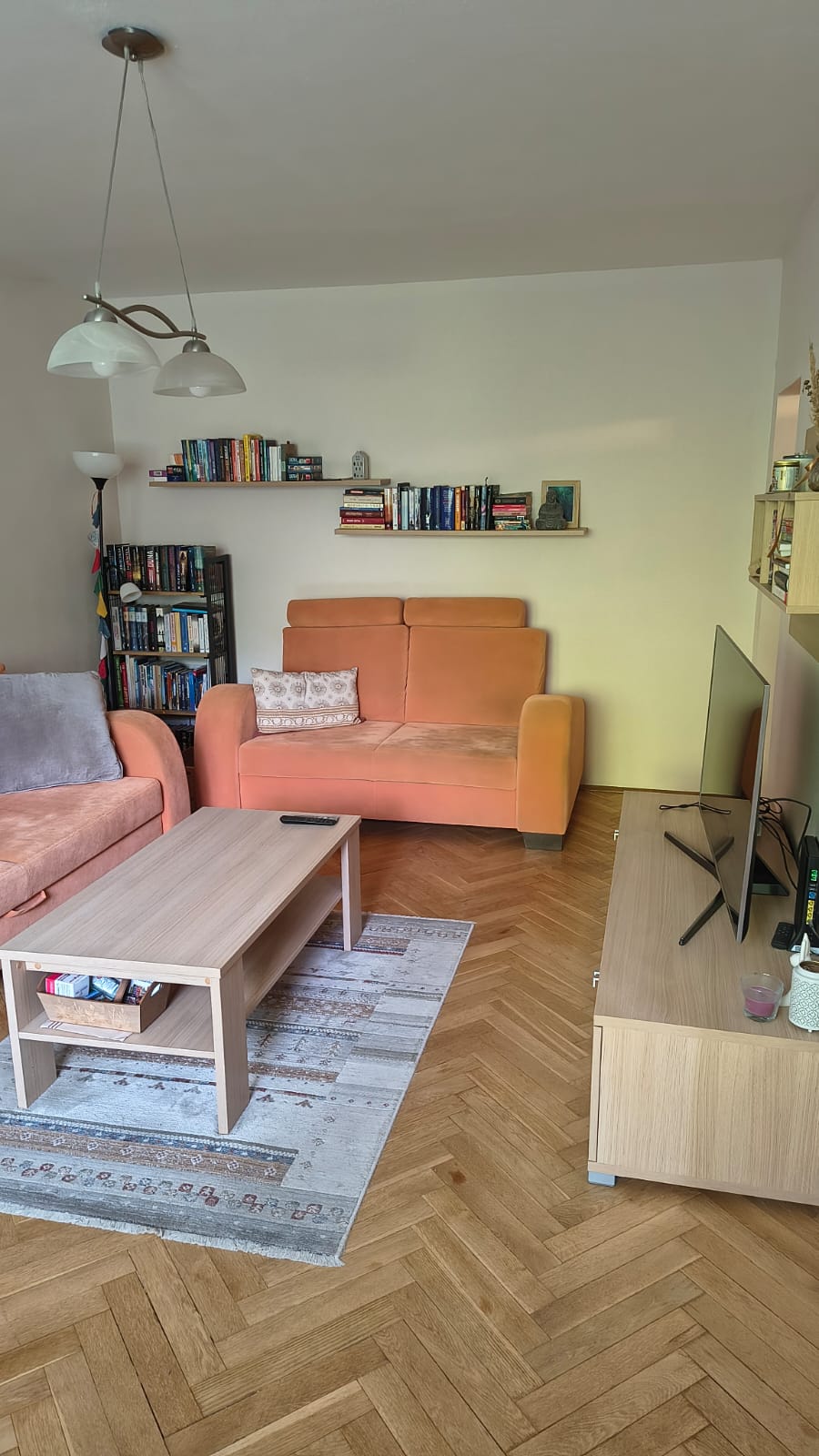Priestranný 2-izbový byt s balkónom na Lipovej ulici v Nitre – Prenájom!